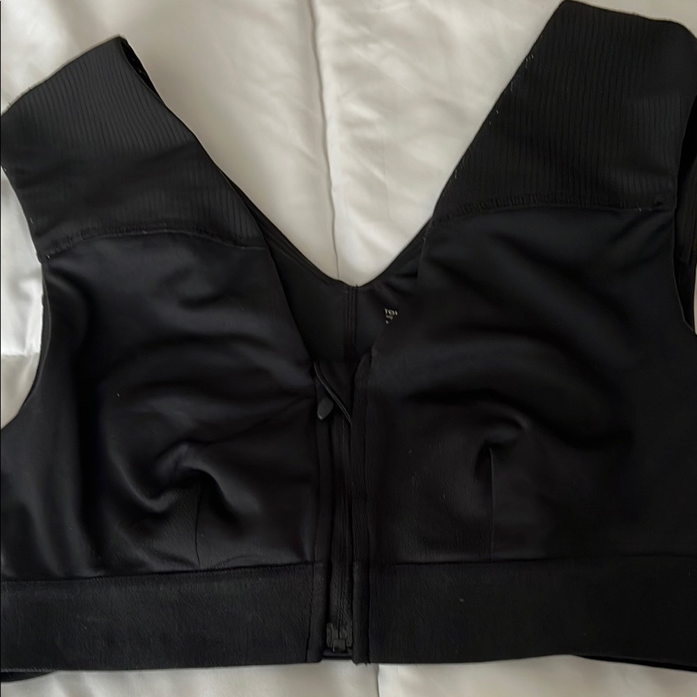 Tommie Copper back support bra. Excellent used condition.